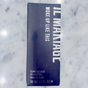 Il Makiage Woke Up Like This foundation shade 040. NIB